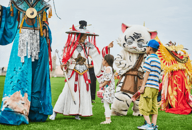 1728533447386752.gif 1.gif